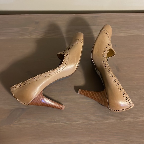 Ted Baker London Tan Leather Shoes - Women’s Size 7 - Picture 6 of 9